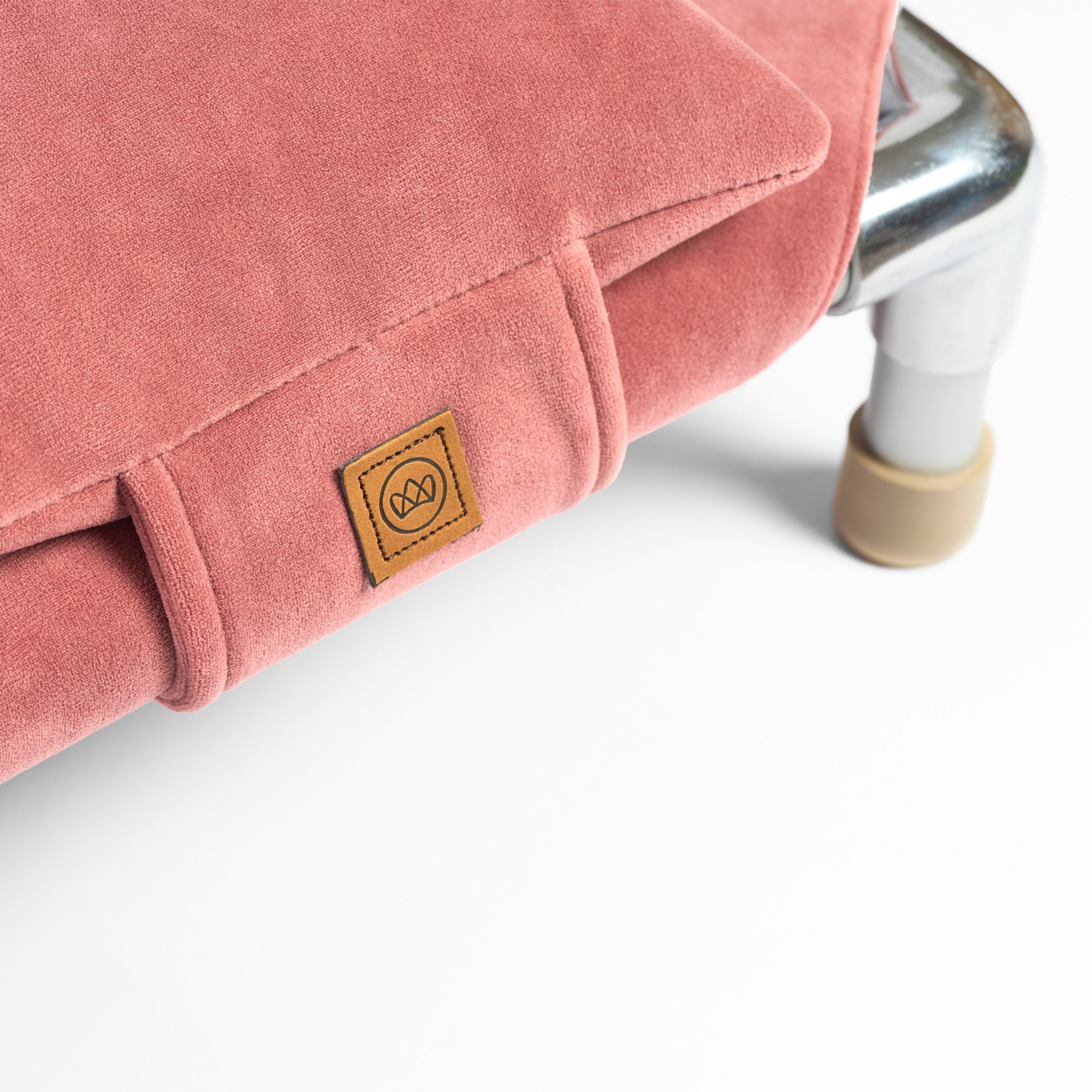 Cama para perro resistente hamaca elevada fragola be trendy