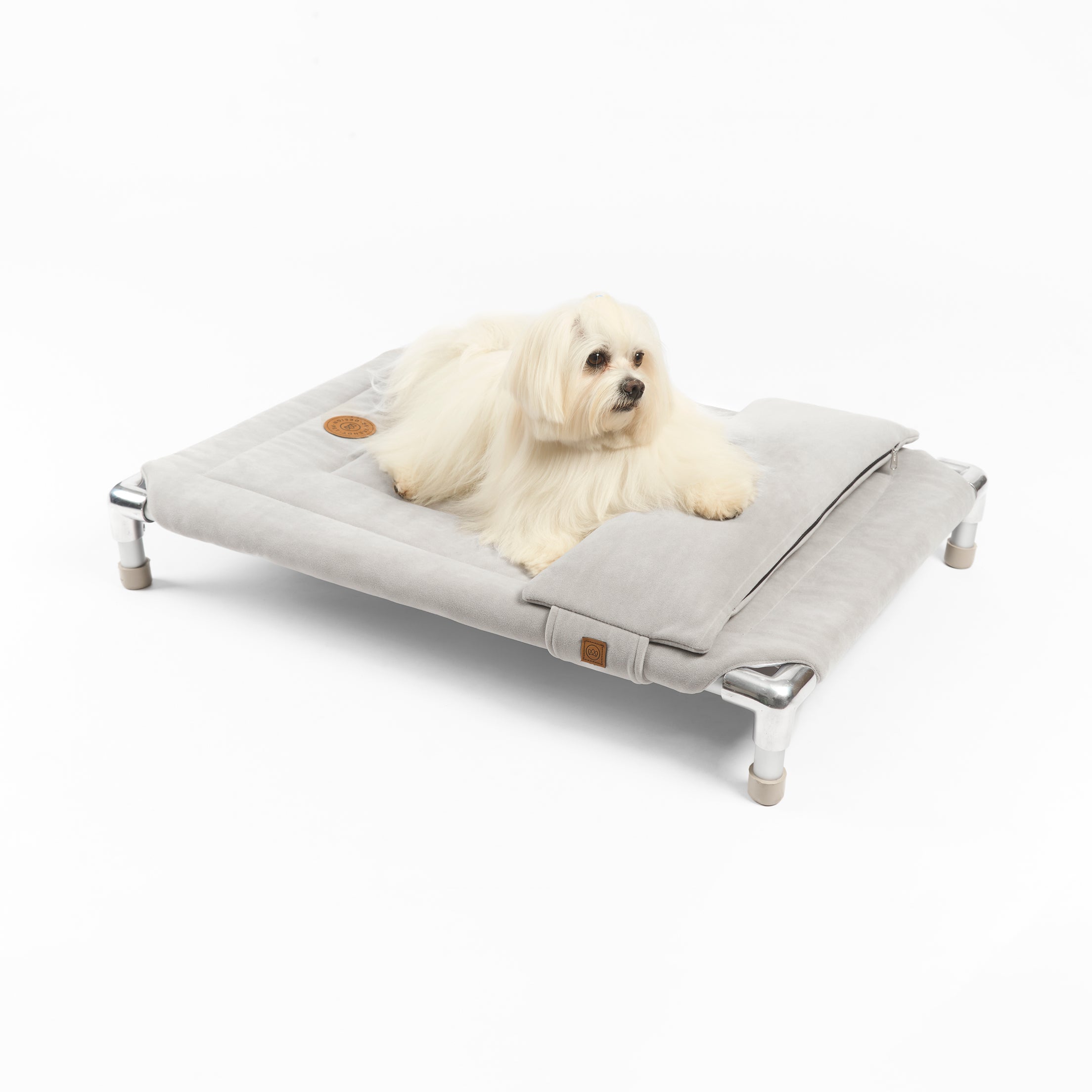 Cama para perro resistente hamaca elevada grigio be trendy