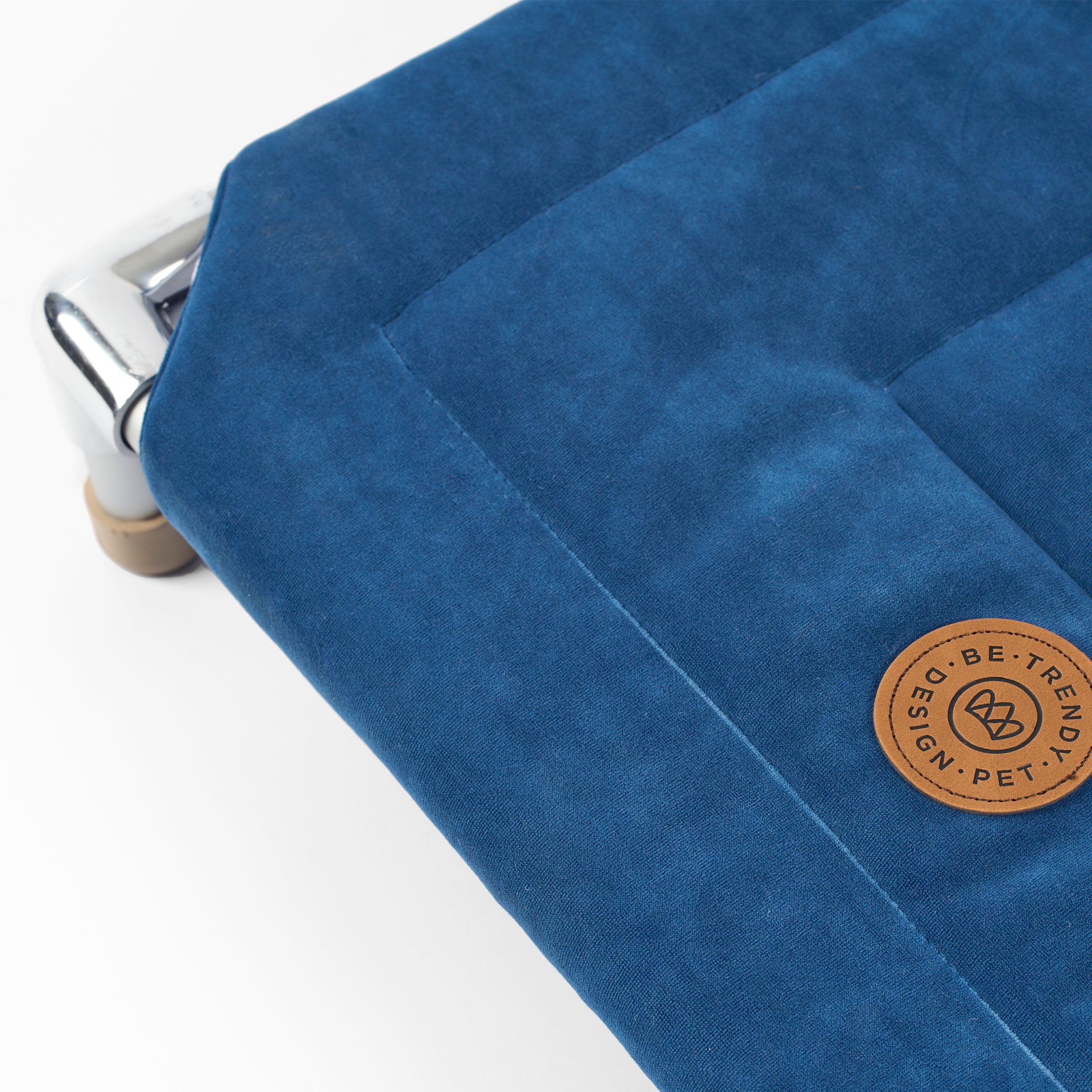 Cama para perro resistente hamaca elevada navy be trendy