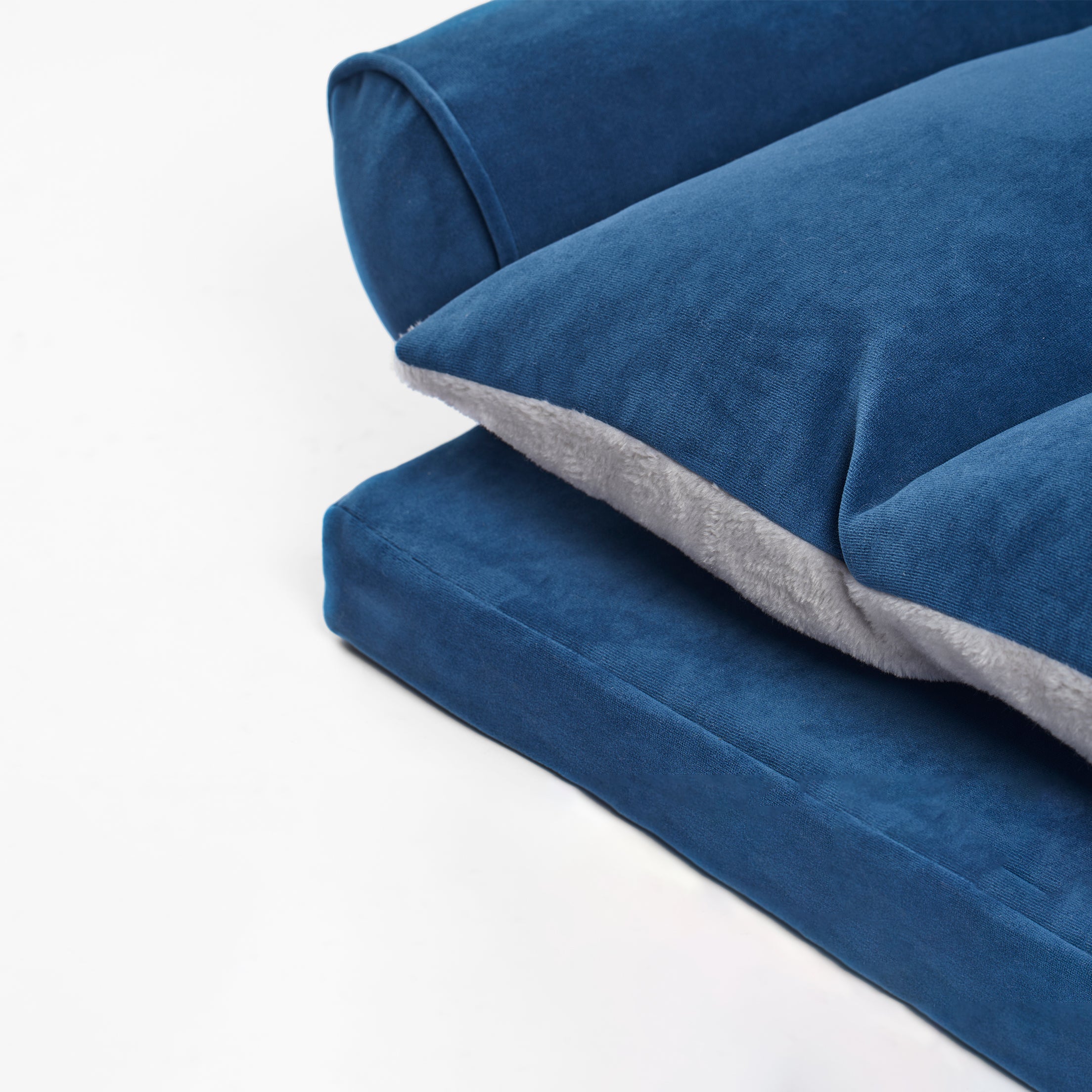 Cama para perros grandes y medianos benefit be trendy