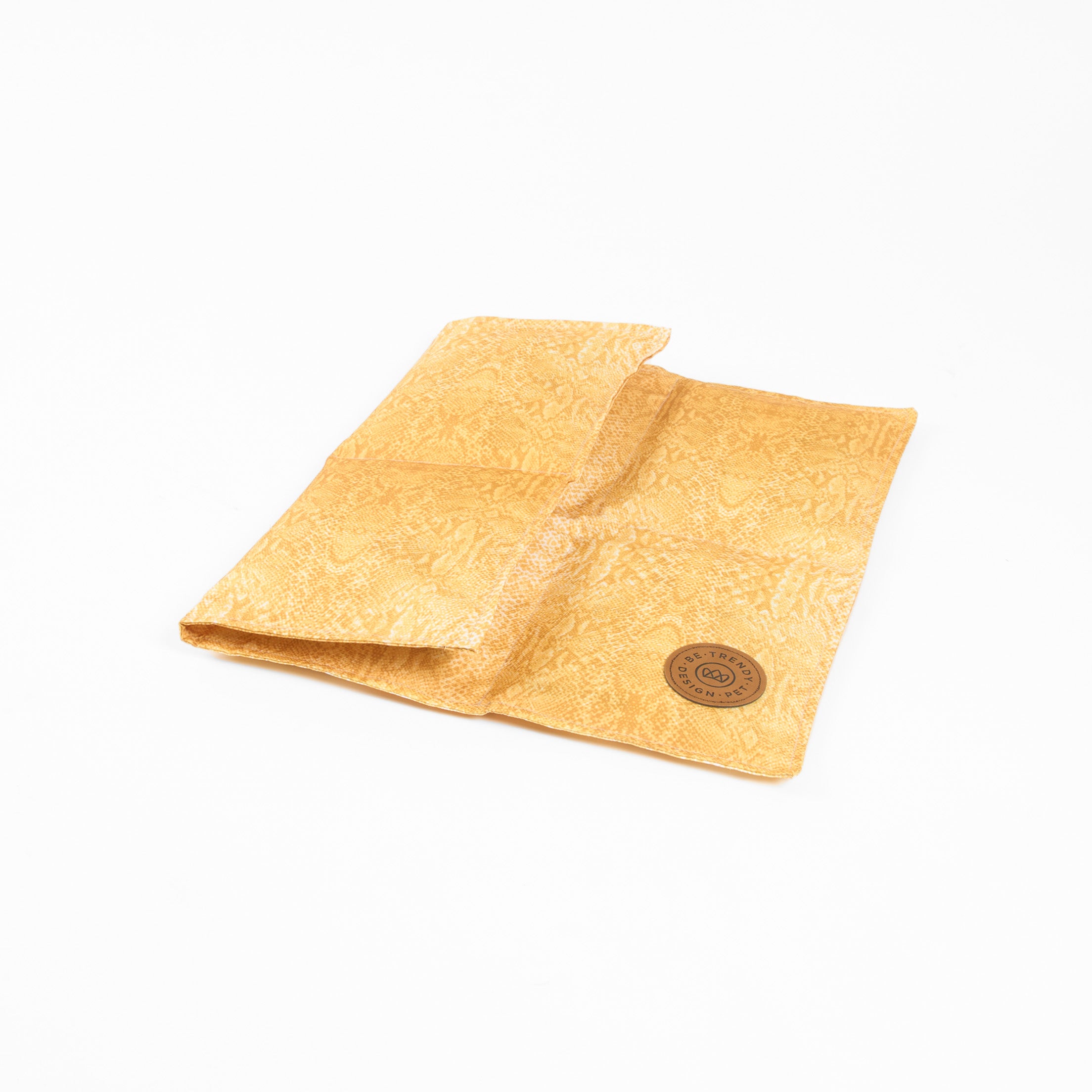 Cama refrescante para perros cold mat be trendy