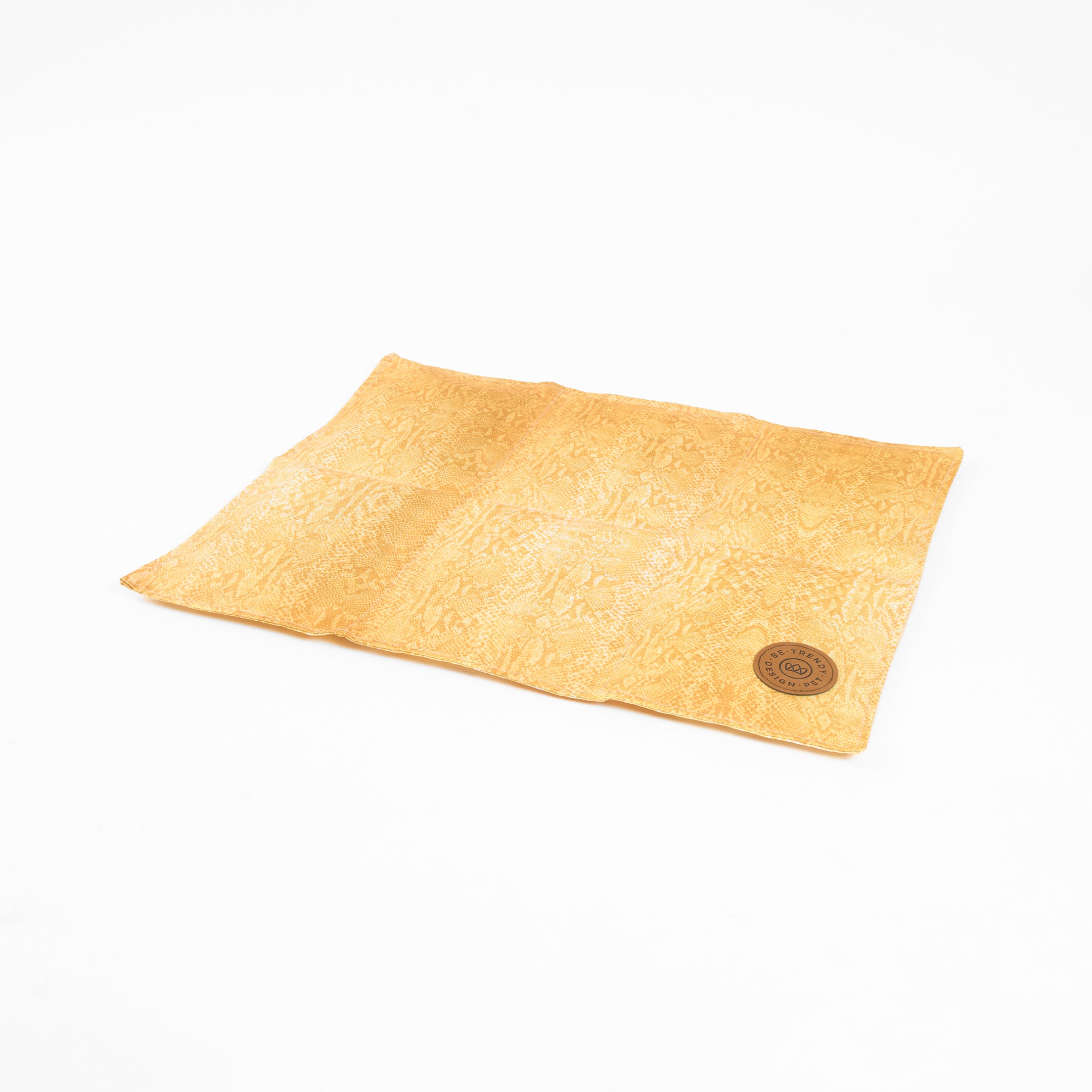 Cama refrescante para perros cold mat be trendy