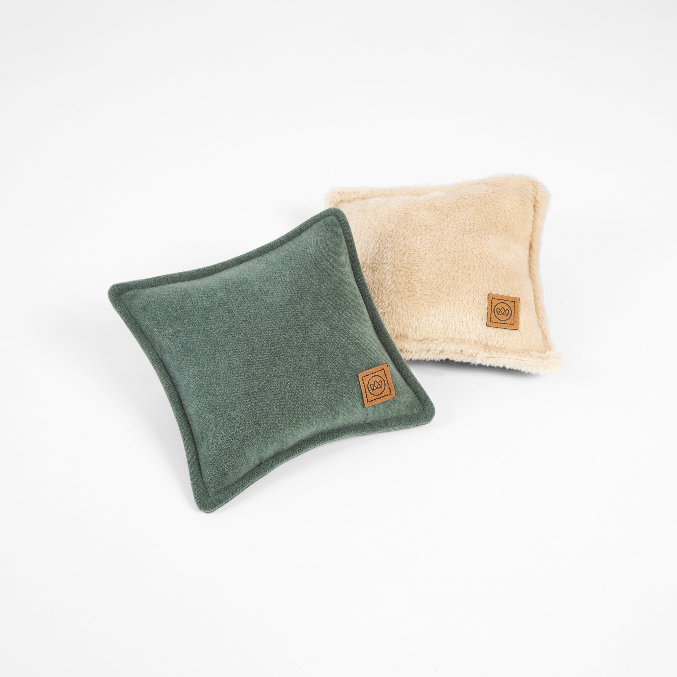 Almohadita para perros como accesorios o juguete lima perú be trendy