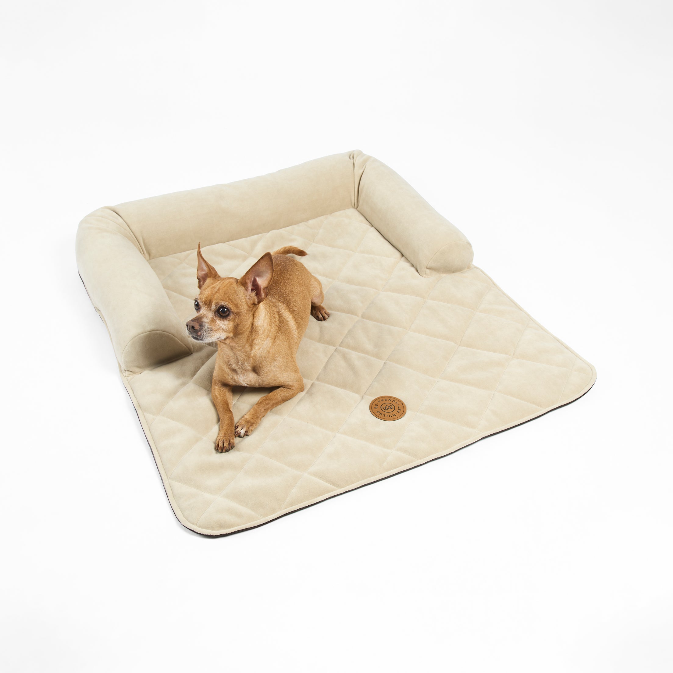 Protege los muebles de tu casa de los pelos de tu mascota con el pet cover caramelle be trendy