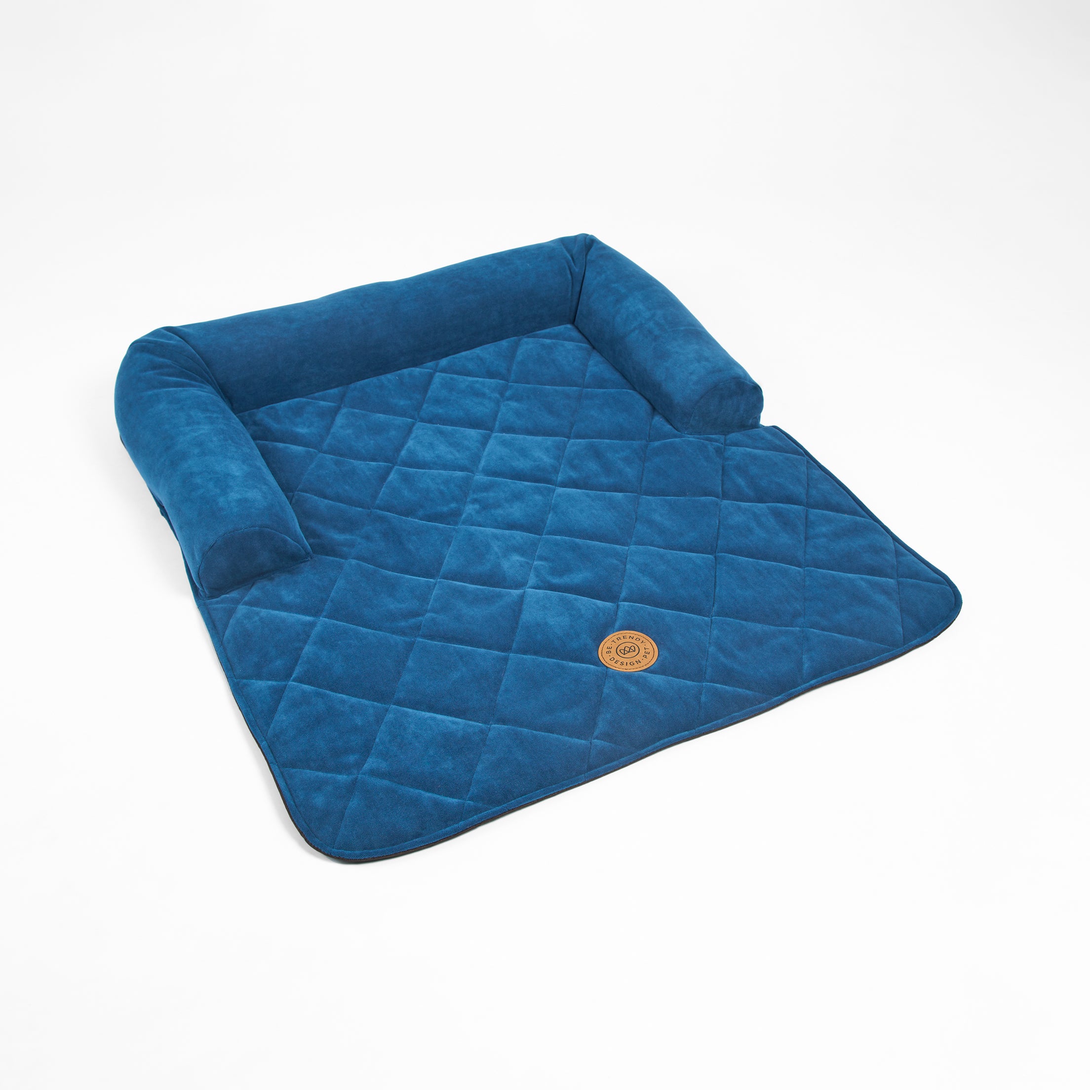 Protege los muebles de tu casa de los pelos de tu mascota con el pet cover Navy be trendy