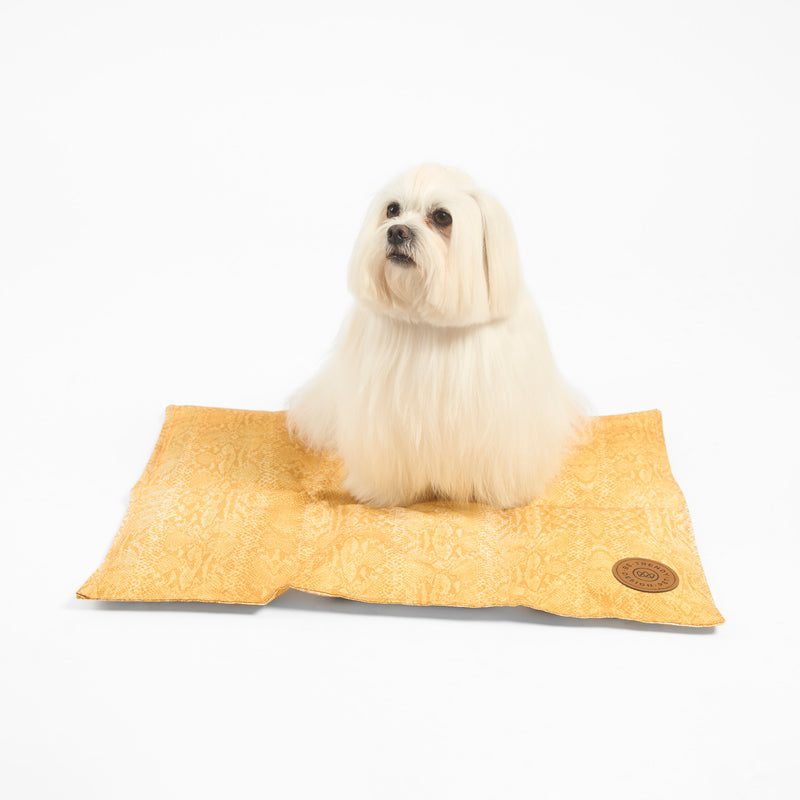 Cama refrescante para perros cold mat be trendy